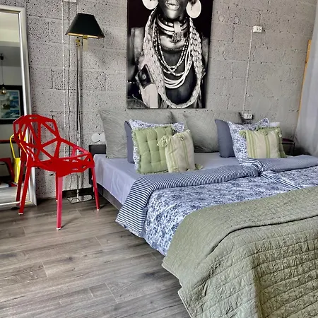 Surf House Dreamers Coast 3*