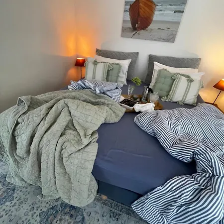 Surf House Dreamers Coast 3* Клайпеда