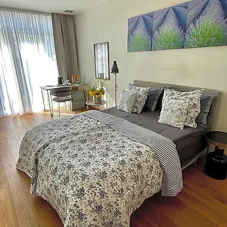 Bed & Breakfast Surf House Dreamers Coast 3*