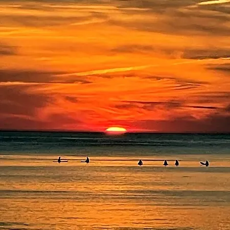 Surf House Dreamers Coast 3*