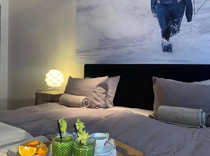 Surf House Dreamers Coast